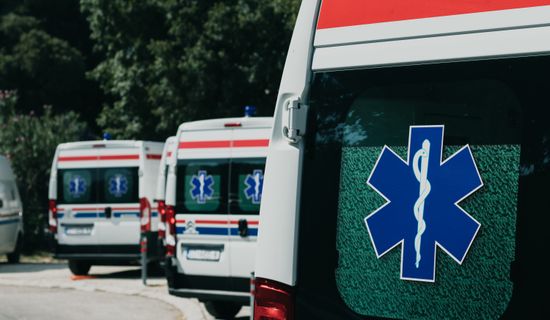 竹山救护车转运病人过路高速收费吗?